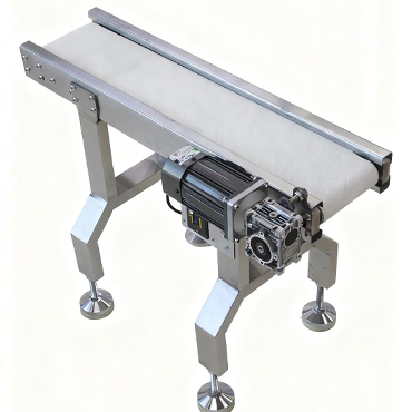 In what aspects does the flexibility of flexible chain conveyors manifest?